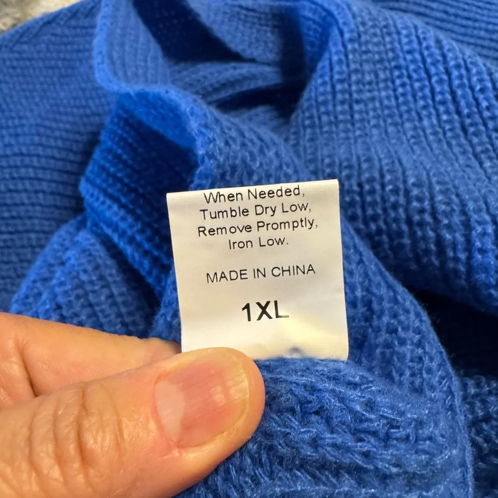 Off-Shoulder Women Sweater - Picture 5 of 6